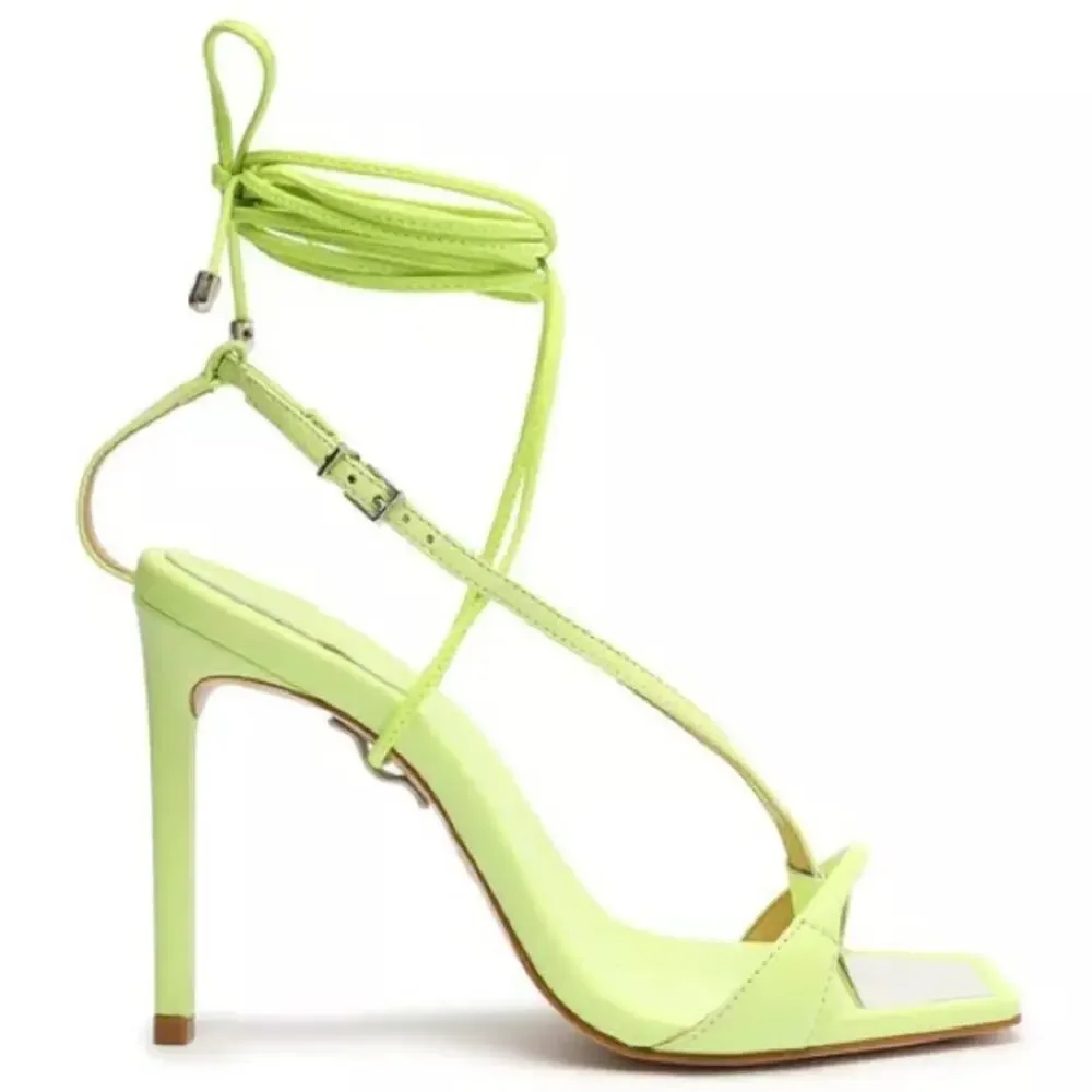 Schutz Vikki Leather Sandal Size 5.5 New